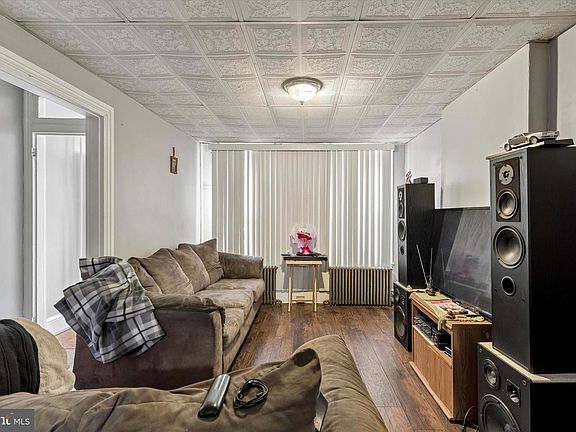 2nd image of 651 Corson St