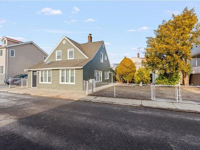 84 Bevy Ct, Brooklyn, NY, 11229