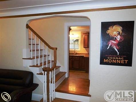 Stairway with Double Entrance