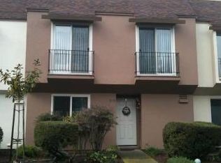 1111 Fontana Dr, Alameda, CA 94502