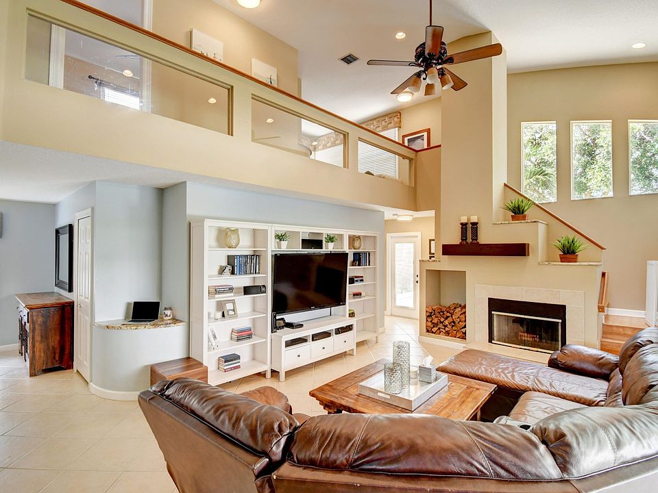 Unique Layout
