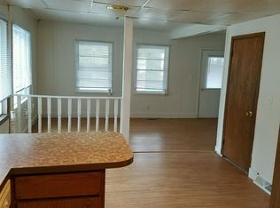 1633 Stanley St, Saginaw, MI 48602