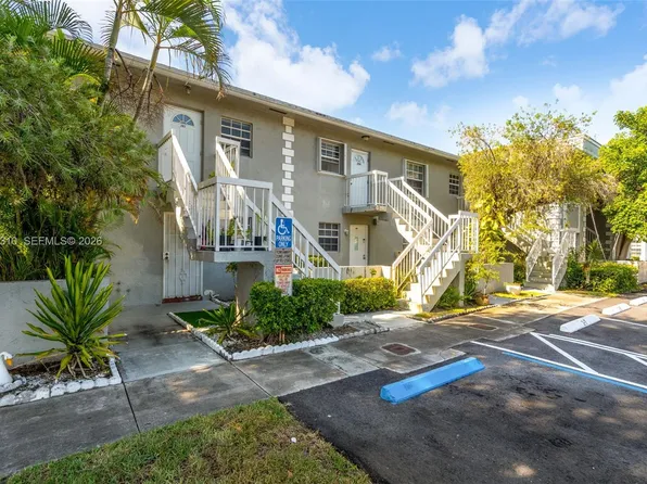 426 NE 210th Circle Ter #2-103, Miami, FL 33179