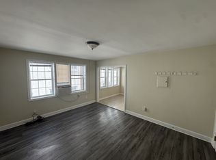 124 E 3rd Ave UNIT 1-11, Ranson, WV 25438