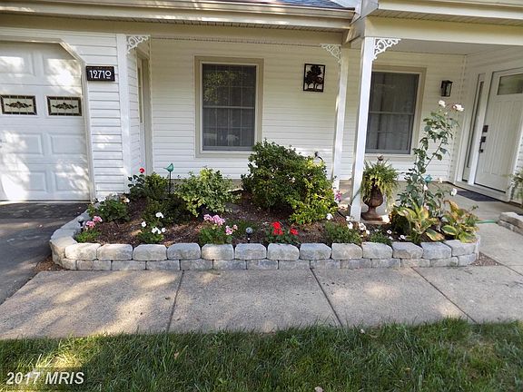 2nd image of 12710 Taustin Ln
