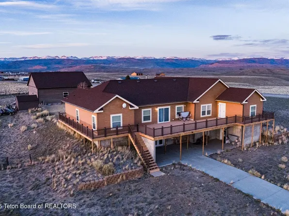 63 Iroquois Trl, Pinedale, WY 82941