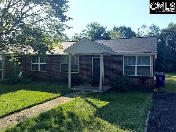 2nd image of 932 Woodlawn Ave