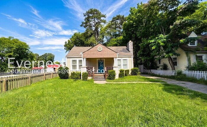 1st image of 507 S Lovell Ave