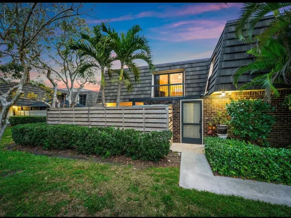 502 5th Ter, Palm Beach Gardens, FL 33418