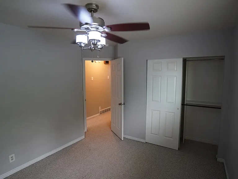 1219 Ash Dr — Photo 36