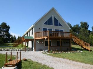 9113 Gilstone Rd, Beulah, MI 49617