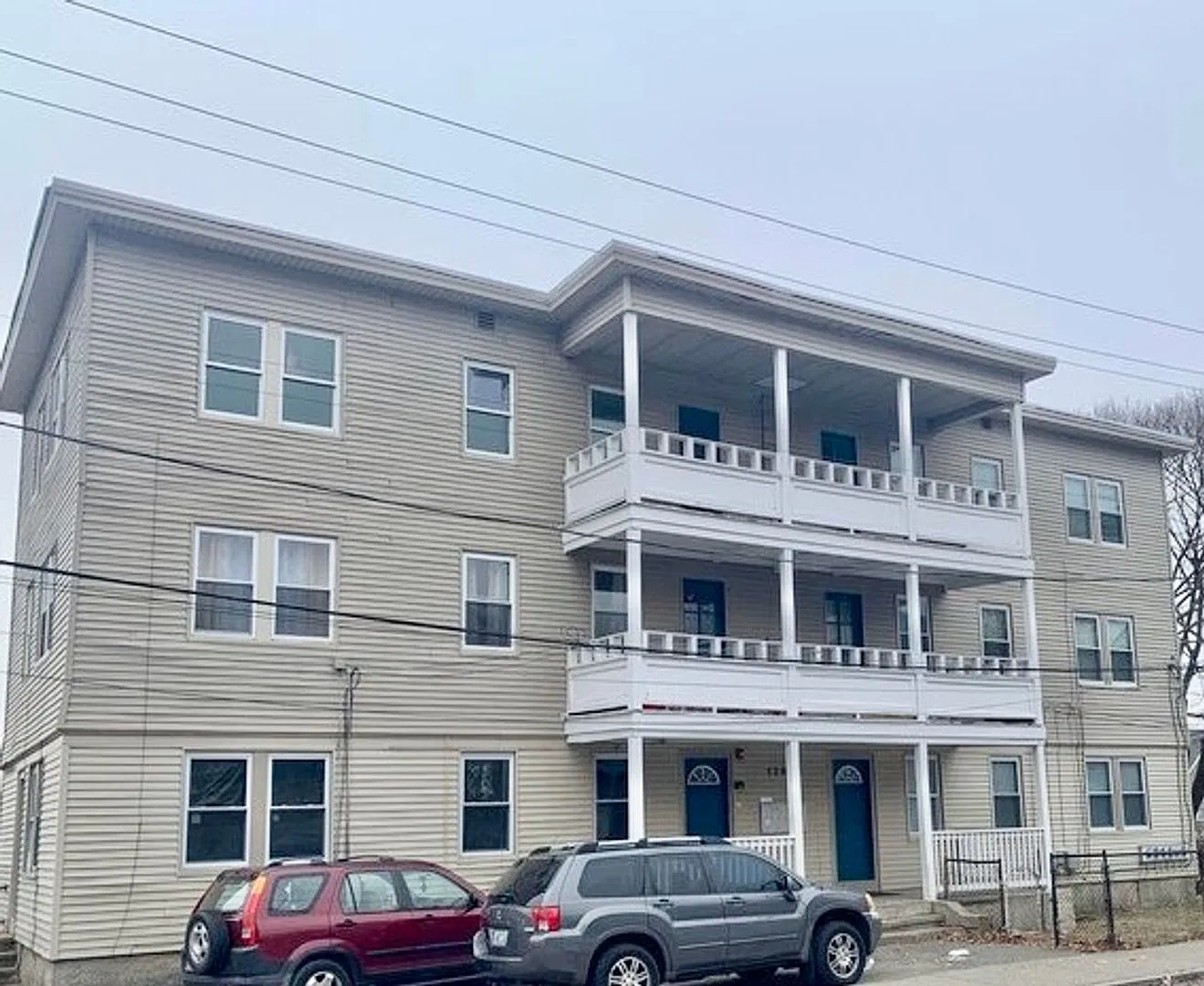 120 Curtis Street — Photo 1