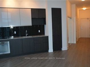 99 The Donway W #101, Toronto, ON M3C 0N8