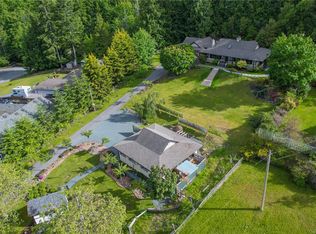 1582 Wilmot Ave, Shawnigan Lake, BC V0R 2W2