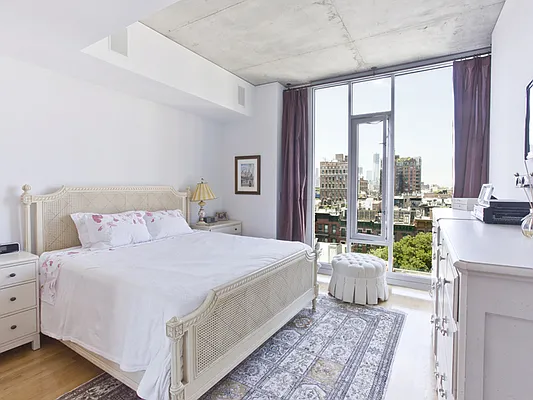 Sold by Sotheby's International Realty | media 15