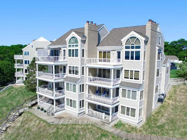 736 Spyglass Hl #27, Holland, MI 49424