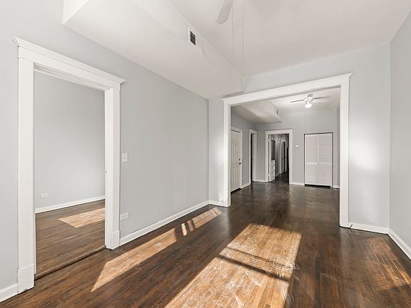5th image of 3046 W Armitage Ave APT 3