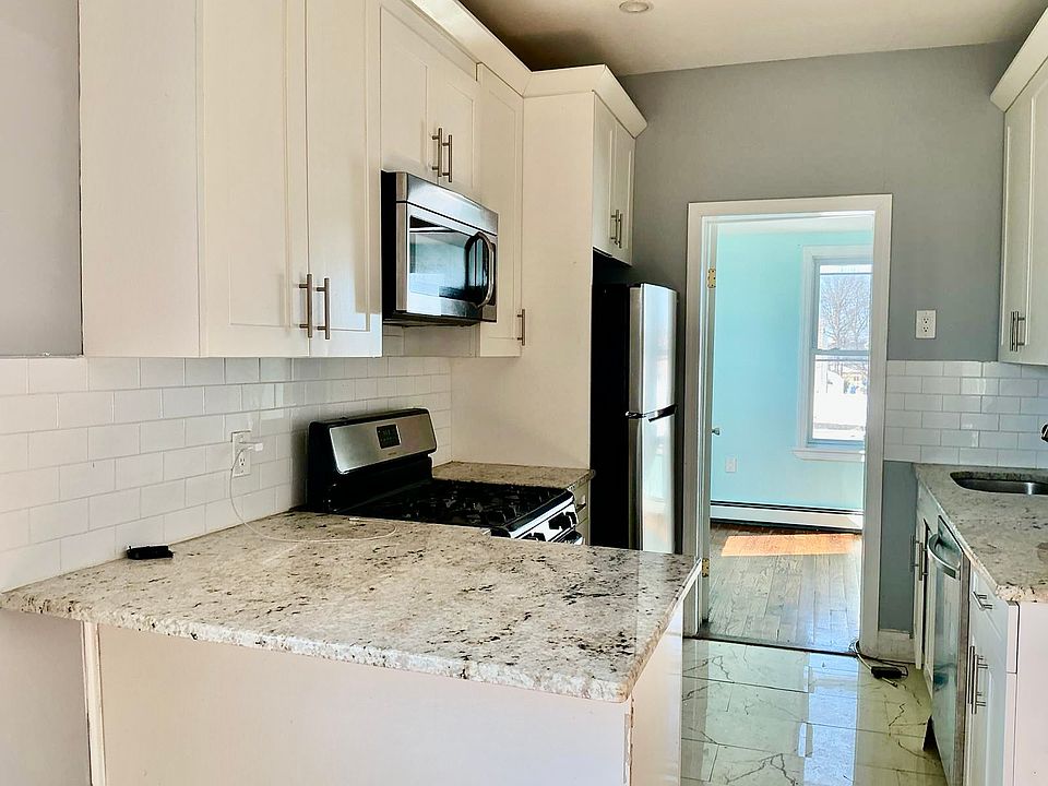 1st image of 11814 219th St #1