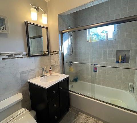 Hallway bath