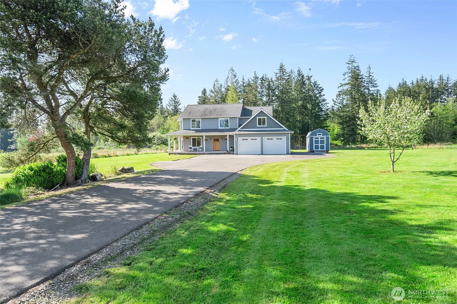 1717 E Smith Road photo 1