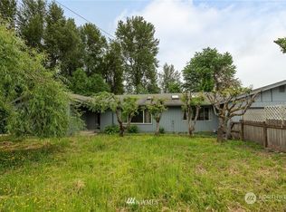 7516 Riverside Dr E, Sumner, WA 98390
