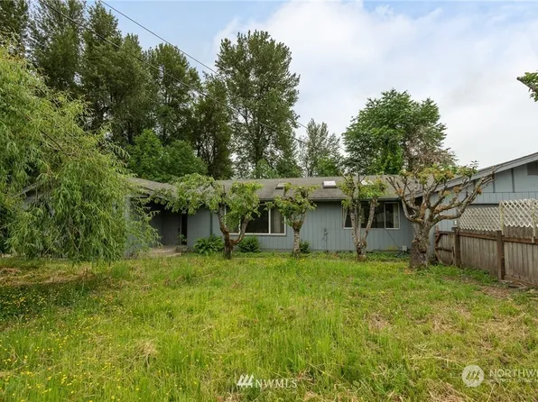7516 riverside Drive E, Sumner, WA 98390