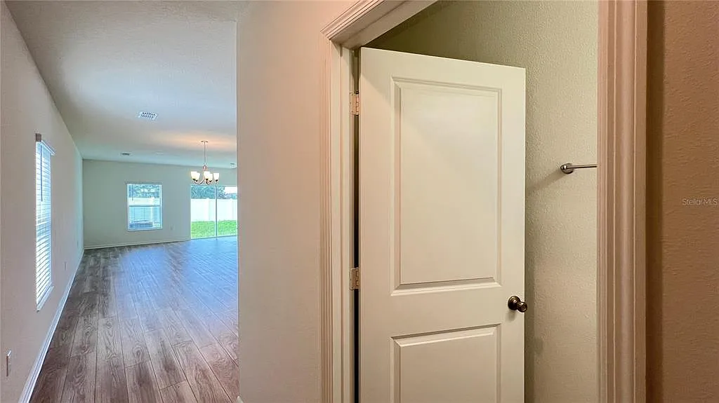 3 bed, 2.5 bath, 1578 sqft, $1,900 — Photo 3