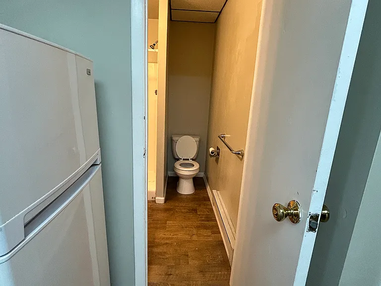 131 Wood St #103 — Photo 10
