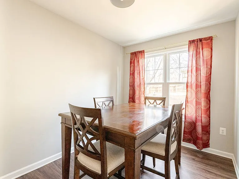 301 Rollason Dr — Photo 27