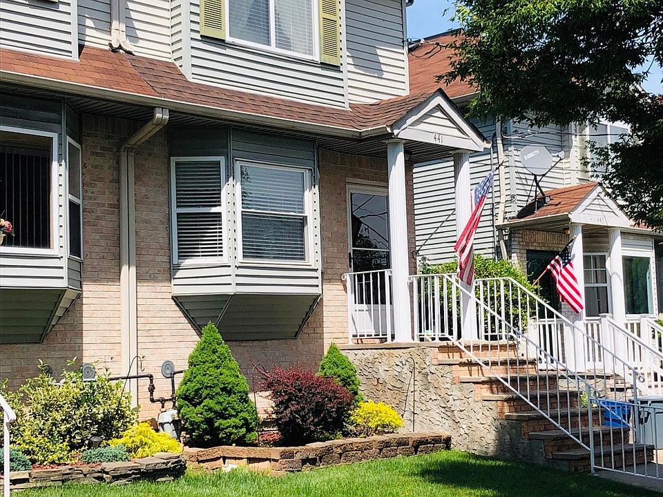 1st image of 441 Hillman Ave