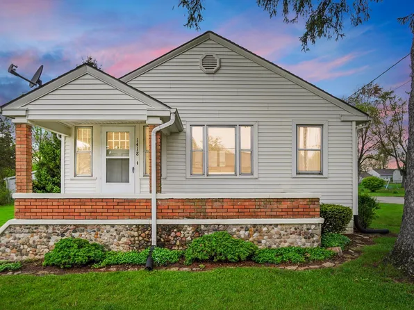 1418 Ashley Ave, Fort Wayne, IN 46825