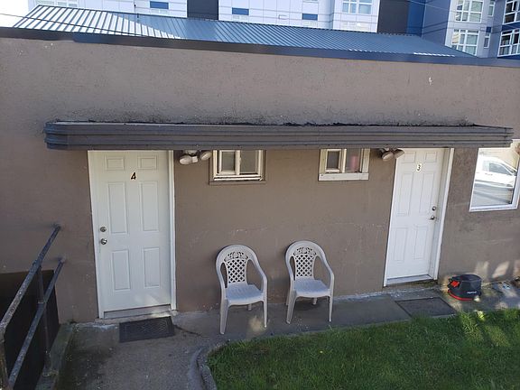 4th image of 2916 Hoyt Ave #4