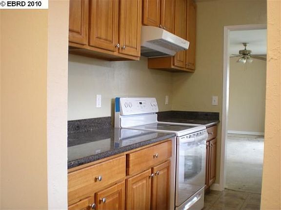 2nd image of 310 S 41st St
