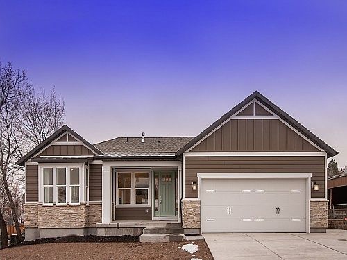 4th image of 2761 E Wardway Dr