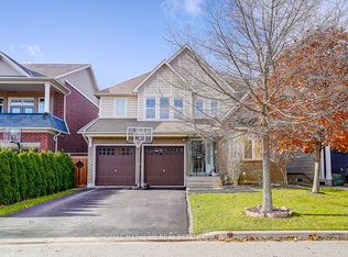 22 Northcastle Cres, Whitby, ON L1M 0H8
