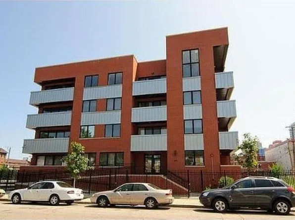 825 N Hudson St, Chicago, IL