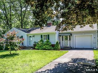 7 Mohawk Cir, Danbury, CT 06811