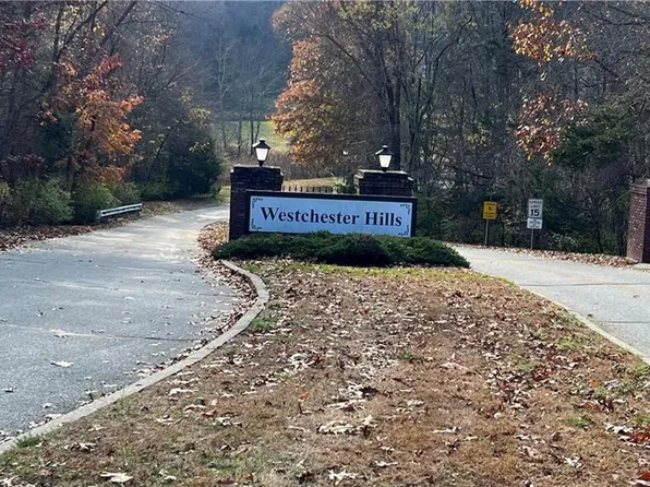 8E Westchester Hills #8E, Colchester, CT 06415