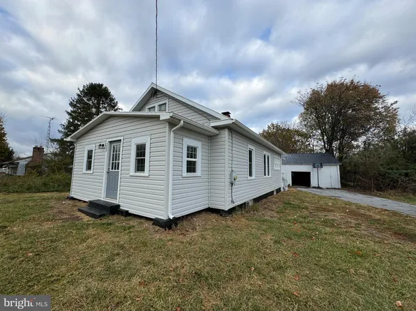 5257 Tabler Station Rd, Inwood, WV 25428