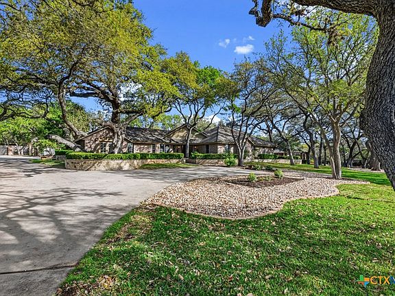 2nd image of 21749 Forest Waters Cir