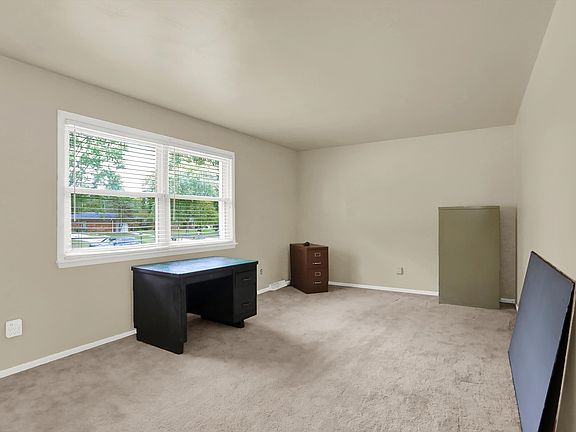 4th image of 12239 Dunbar Cir S