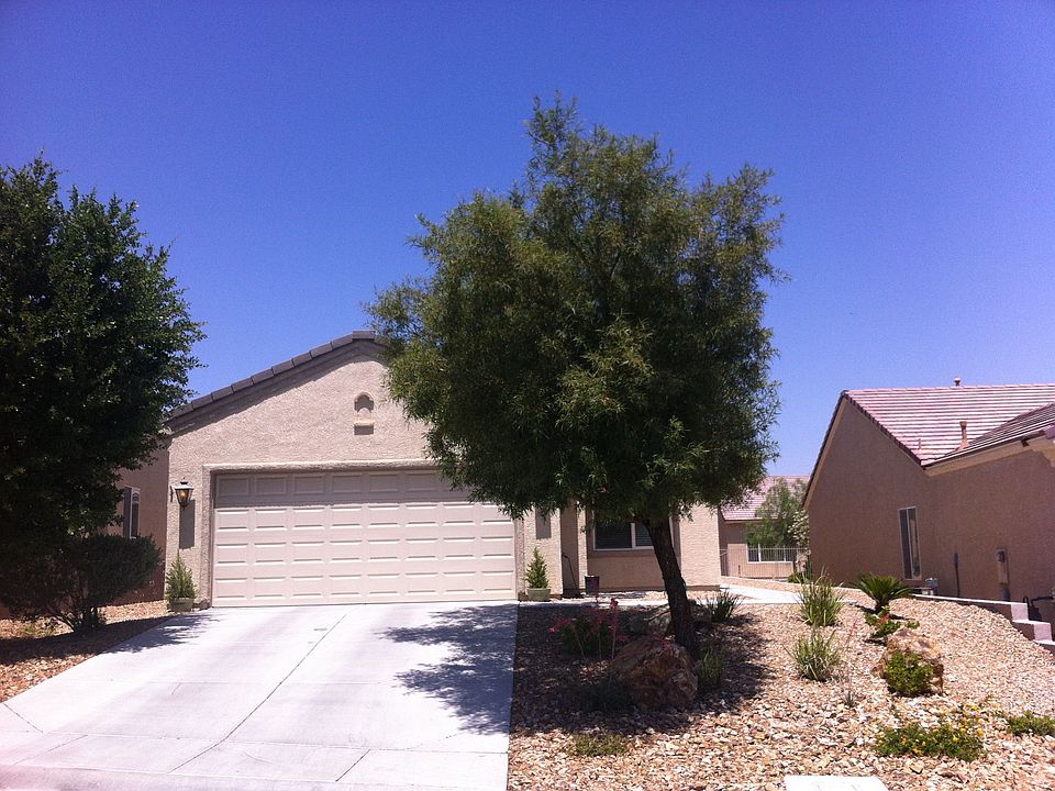 1st image of 2912 Jaybird Way