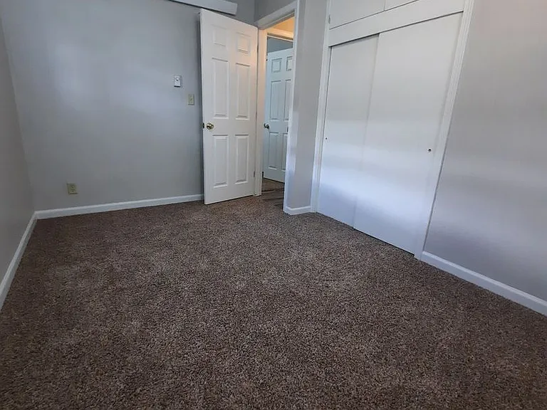 644 Holcomb Ave — Photo 8
