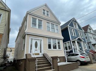 310 Stegman Pkwy, Jersey City, NJ 07305
