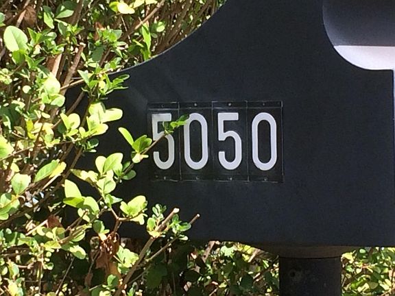 2nd image of 5050 Paradise Dr