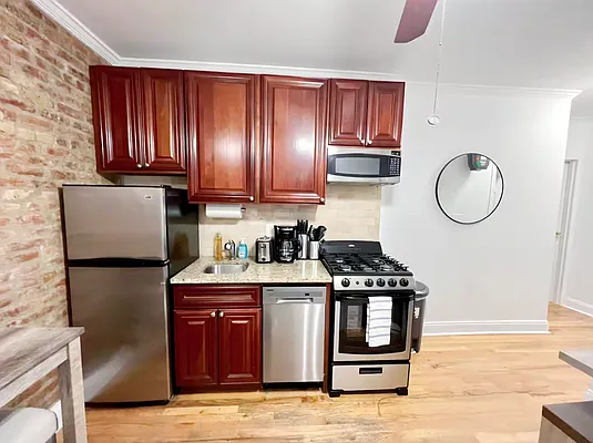 Rented by The Agency | media 5