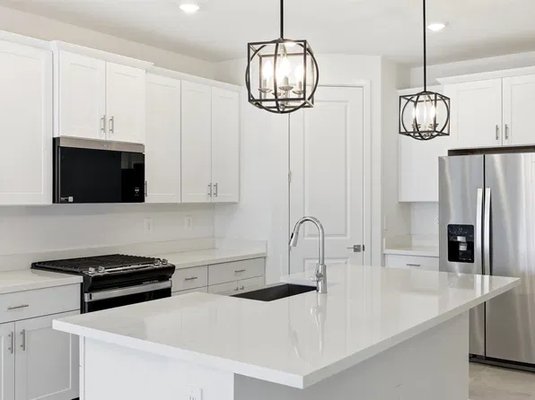 37130 W Olivo St, Maricopa, AZ 85138