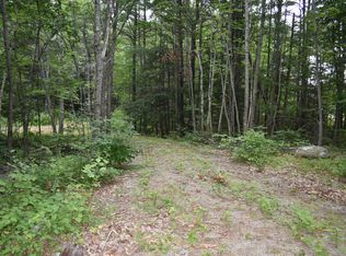 65 Berry Rd, Monmouth, ME 04259