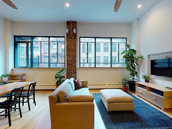 5th image of 80 Warren St APT 27