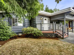 2718 62nd Ave SE, Mercer Island, WA 98040